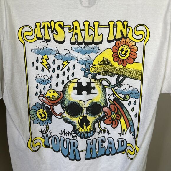 Tree Hugger Its All In Your Head Medium Psychedelic White Skull Graphic Tee - Picture 3 of 5